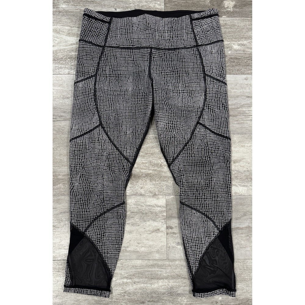 Lululemon Geometric Print Mesh Insert Leggings Womens 12 Black / White